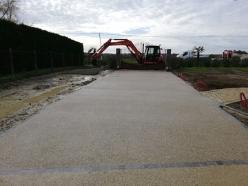 Création d'un béton désactivé à Ruch 